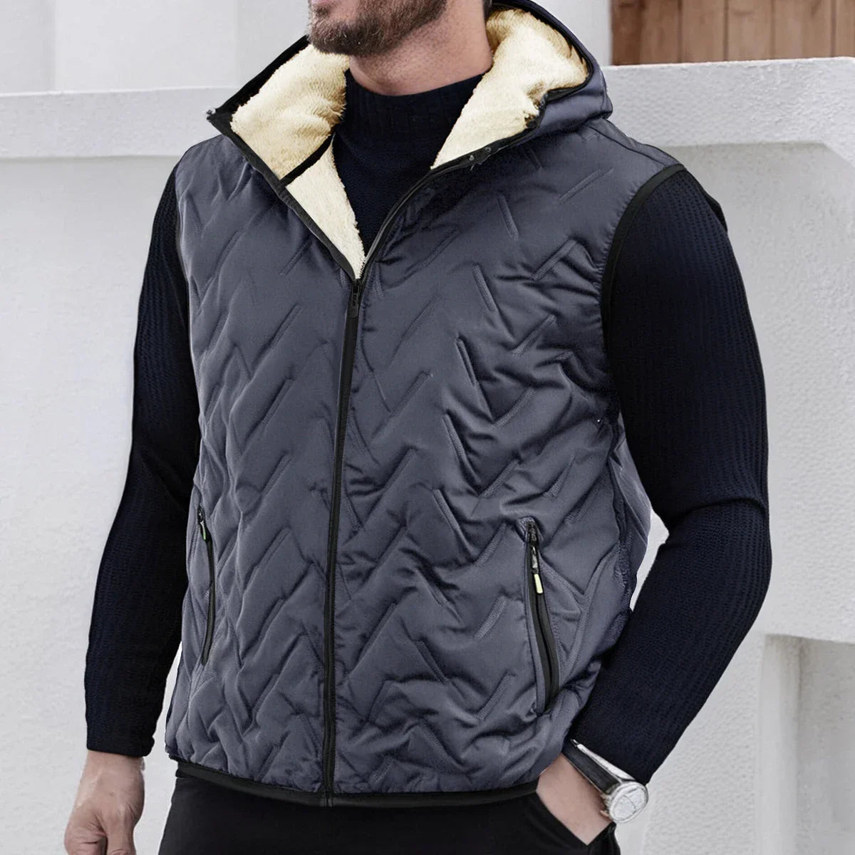 Insulated Men’s Travel Vest – shearling-lined quilted design, lightweight and cozy